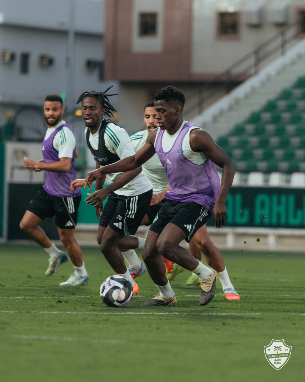 الأهلي يواجه الخلود في دوري روشن.. التشكيل والموعد