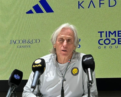 جيسوس يوضح أسباب تراجع النصر قبل مواجهة الشباب في دوري روشن