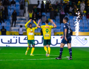 الخليج يهزم الأخدود 4-1 في دوري روشن: ملخص وأهداف المباراة