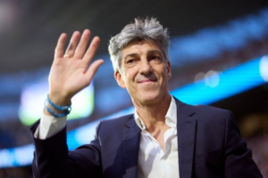 إصابة مبارك الراجح تنهي موسمه مع الشباب: تفاصيل الشرخ في العمود الفقري