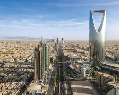 فيتش تؤكد تصنيف السعودية الائتماني عند A+ مع نظرة مستقرة