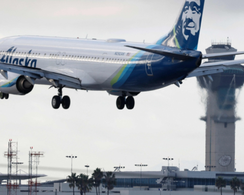 تحذير أمريكي من أنشطة عسكرية فوق المكسيك وأمريكا الوسطى