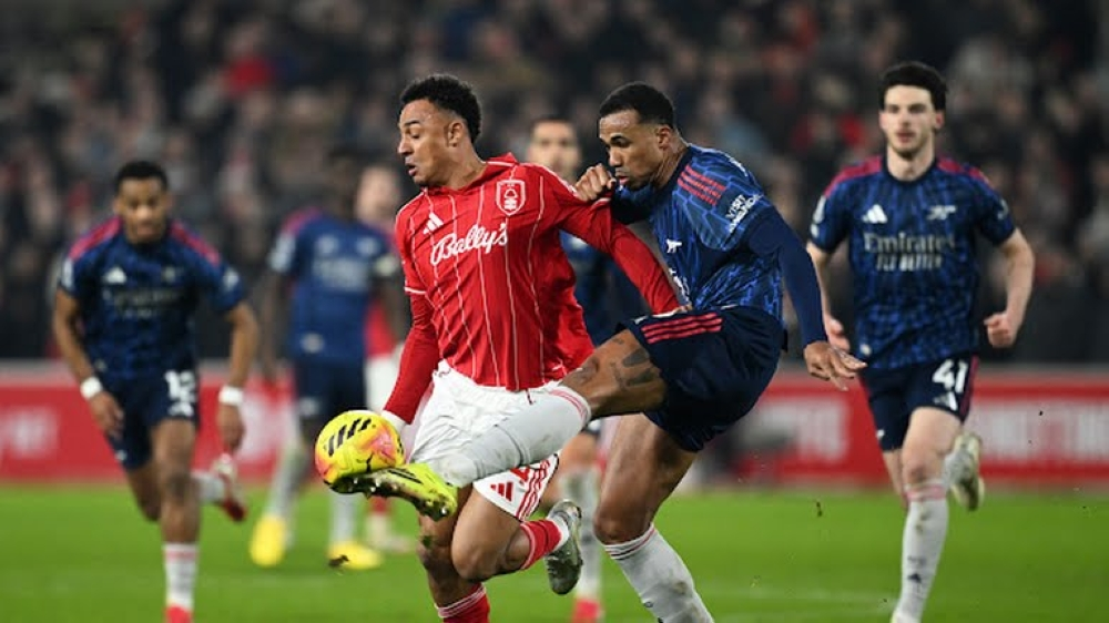 Arsenal draw 0-0 with Nottingham Forest in the English Premier League