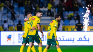 الخليج يكتسح الأخدود ويواصل أرقامه القياسية في دوري روشن