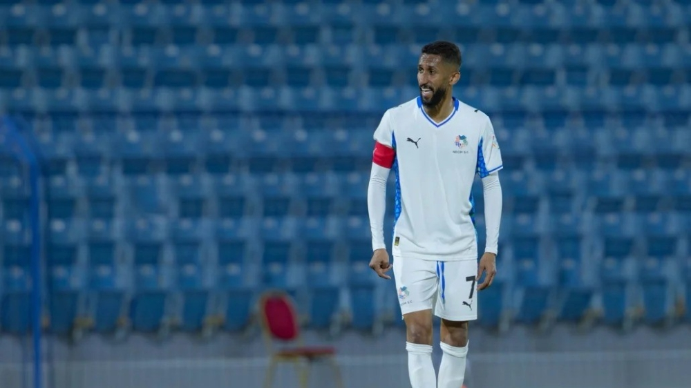 سلمان الفرج يواجه الهلال رسمياً لأول مرة بقميص نيوم