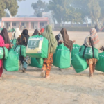 مركز الملك سلمان للإغاثة يوزع مساعدات شتوية وغذائية في 3 دول