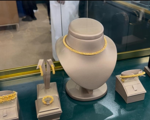 توقعات بارتفاع أسعار الذهب 50%.. خبير يكشف الأسباب