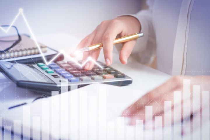 رفع نسب توطين مهن التسويق والمبيعات وحد أدنى للأجور 5500 ريال