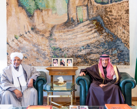 نائب وزير الخارجية السعودي يبحث مستجدات الأزمة مع سفير السودان