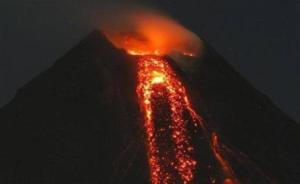 Mayon volcano activity in the Philippines: warnings and evacuation of residents