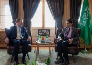 The Saudi Foreign Minister discusses the latest developments with his Dutch counterpart in Davos