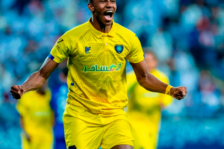 ألغاوسيل يكشف حقيقة ضم عبدالفتاح آدم للشباب بديلاً لحمدالله