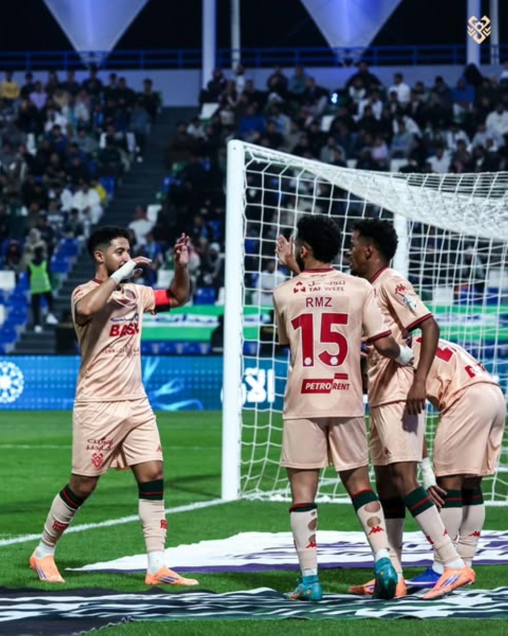 الخلود يسحق الفتح بخماسية في دوري روشن وينهي سلسلة اللاهزيمة