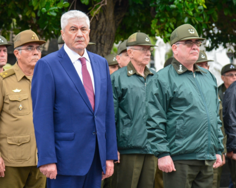 وزير داخلية روسيا في كوبا: تعزيز التحالف في وجه الضغوط الأمريكية