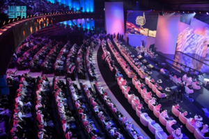 Mohammed Al-Mahalkam wins the title of Poet of the Banner 4 and the Million Prize