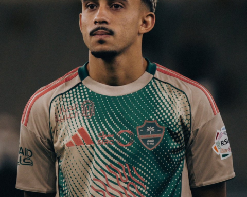 موعد عودة ماثيوس غونسالفيس لتدريبات الأهلي قبل لقاء نيوم