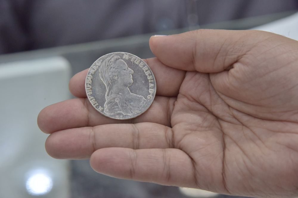 الفضة تحولت إلى ملاذ آمن لشريحة واسعة من العملاء - اليوم