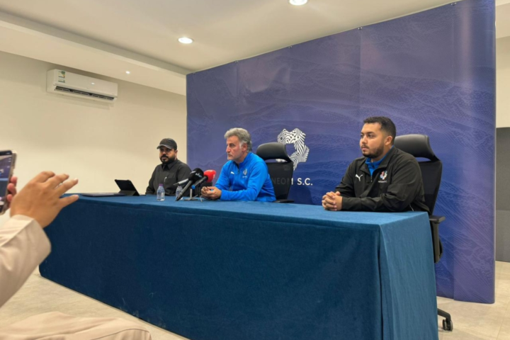 غالتييه يكشف خطة نيوم الشتوية وموعد مباراة الأهلي