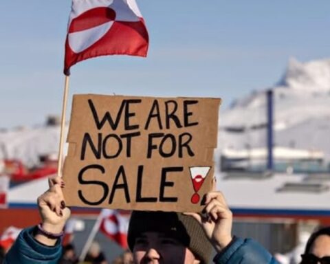 غرينلاند ترفض عرض ترامب: الأهمية الاستراتيجية والسيادة