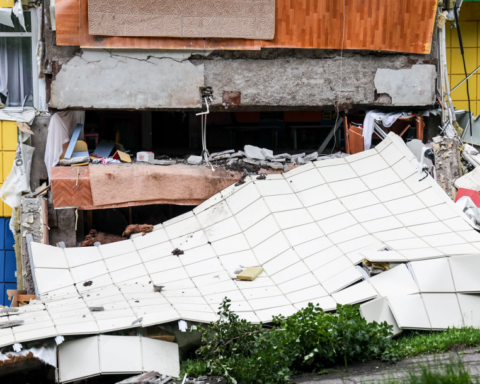 زلزال روسيا اليوم: هزة بقوة 6.4 تضرب سواحل كامتشاتكا