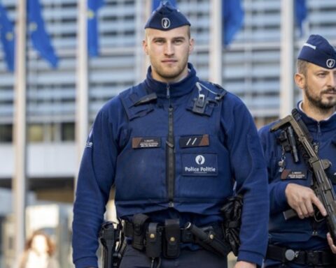 إصابة 6 أشخاص في هجوم بالسكين خلال تظاهرة للأكراد في بلجيكا