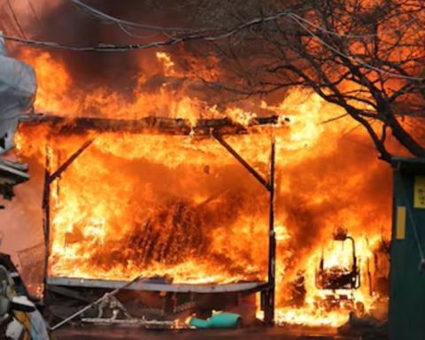 حريق خزان نفط في روسيا بعد هجوم مسيرات: التفاصيل الكاملة