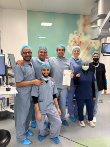 أول عملية لعلاج الجلوكوما بتقنية المايكرو شنت في الرياض