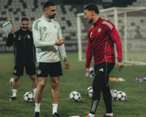 تجهيز ديميرال لمواجهة الهلال.. تحدٍ كبير للأهلي ومدربه يايسله