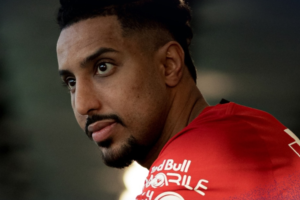 عودة سالم الدوسري: الهلال يعلن جاهزيته لمباراة الرياض