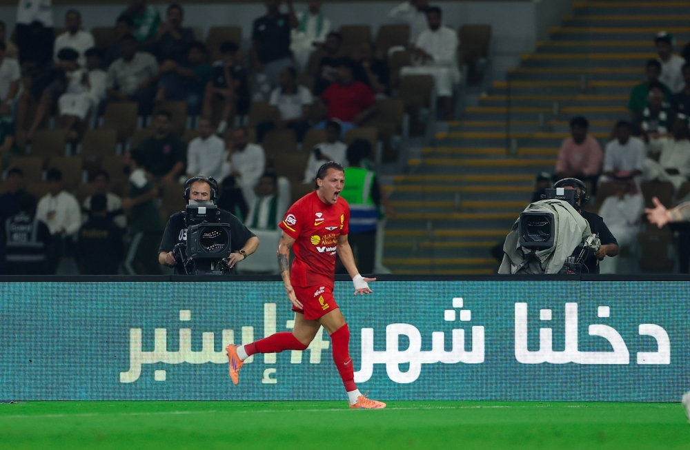 القادسية مهدد بفقدان 5 نجوم أمام الهلال في دوري روشن