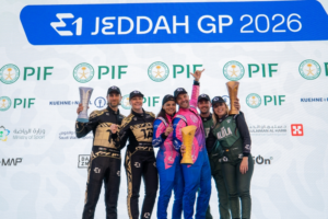 وزير الرياضة يتوج أوكي ريسينغ بلقب E1 جدة 2026