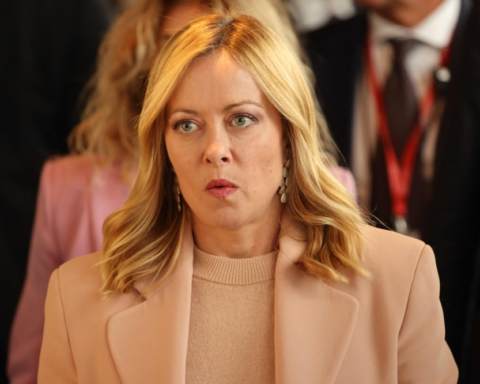 ميلوني تنتقد ترامب: تضحياتنا في أفغانستان تستوجب الاحترام