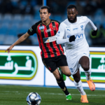 الرياض يوقف انتصارات الهلال بتعادل مثير في دوري روشن