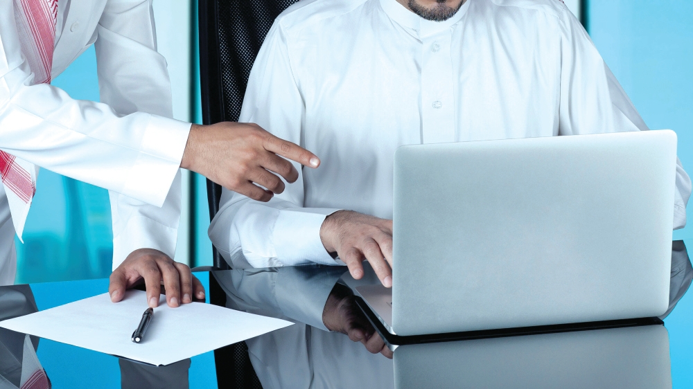 وزارة الصحة تلغي الإجازات بأثر رجعي عبر نظام موارد | رؤية 2030