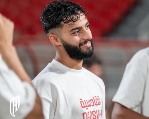 القادسية يرفض عرض الهلال ويتمسك باللاعب محمد أبو الشامات