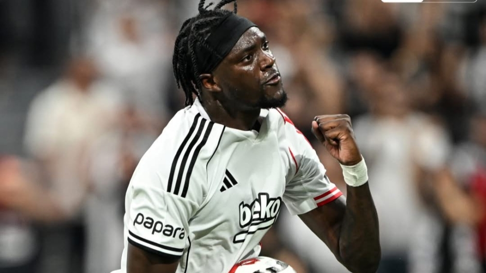 تامي أبراهام ينتقل إلى بشكتاش التركي في صفقة نهائية