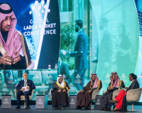 السياحة السعودية: أكثر من مليون وظيفة وتحول اقتصادي برؤية 2030