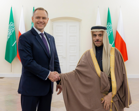 الرئيس البولندي ووزير الخارجية السعودي.. شراكة وأمن إقليمي
