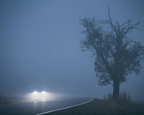 ضباب خفيف في مكة وعسير وجازان: تحذير من تدني الرؤية