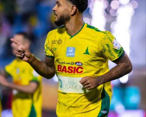 حقيقة انتقال جوشو كينغ للهلال.. الخليج يرد رسمياً