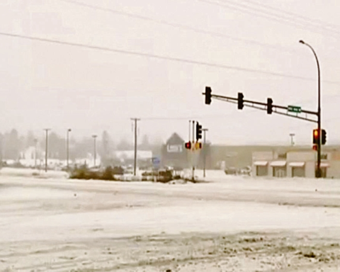 إغلاق السفارة السعودية بأمريكا بسبب عاصفة ثلجية وتحذيرات للمواطنين