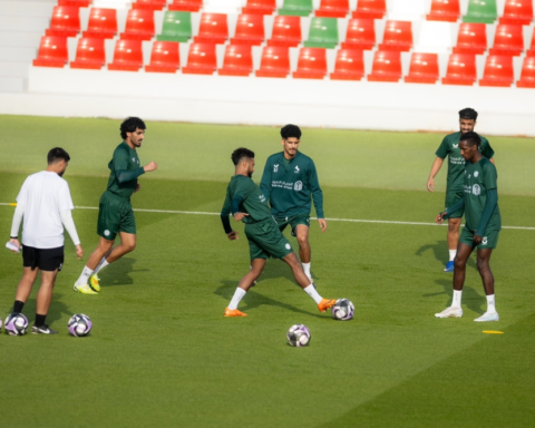 غياب ثنائي الاتفاق ميدران ودودا عن مواجهة الأهلي بدوري روشن