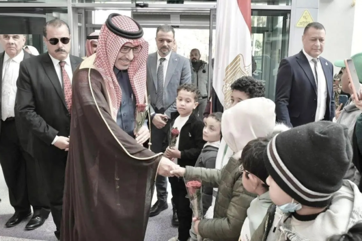 King Salman Center supports Hospital 57357 with children's cancer medications