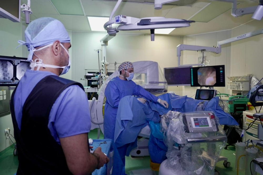 جراحات روبوتية ناجحة لحصوات الكلى بمدينة الملك عبدالله الطبية