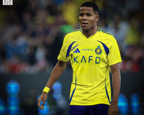 ضمك يفاوض النصر رسمياً لضم ويسلي تيسكيرا على سبيل الإعارة