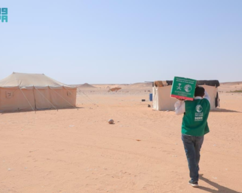 Saudi aid in Hadramawt: Food baskets and winter vouchers