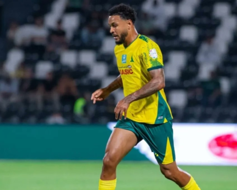 تفاصيل عرض الهلال لضم جوشوا كينغ من نادي الخليج