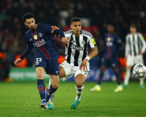 باريس سان جيرمان ونيوكاسل: تعادل درامي بقرار تحكيمي مثير للجدل