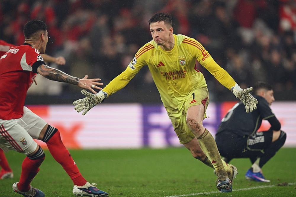 ريال مدريد يخسر أمام بنفيكا 4-2 ويتجه لملحق دوري أبطال أوروبا