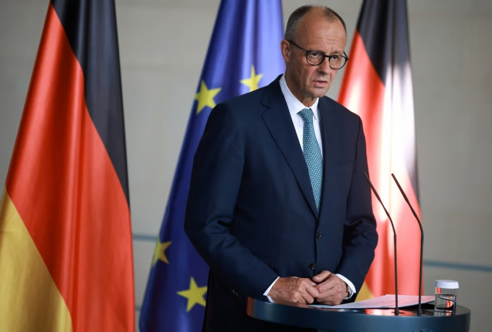 زعيم المعارضة الألمانية: أيام النظام الإيراني معدودة